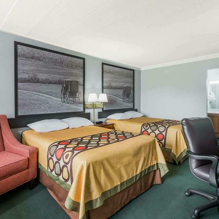 Sprucewood Inn Elyria Bagian luar foto