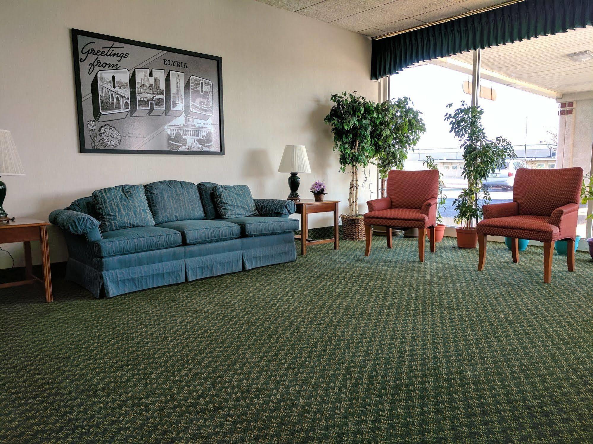 Sprucewood Inn Elyria Bagian luar foto